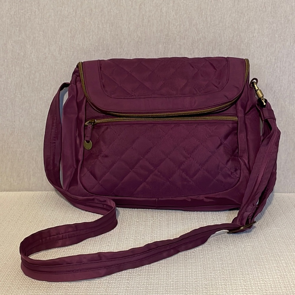 Est. 1978. Travelon, purple, crossbody bag.